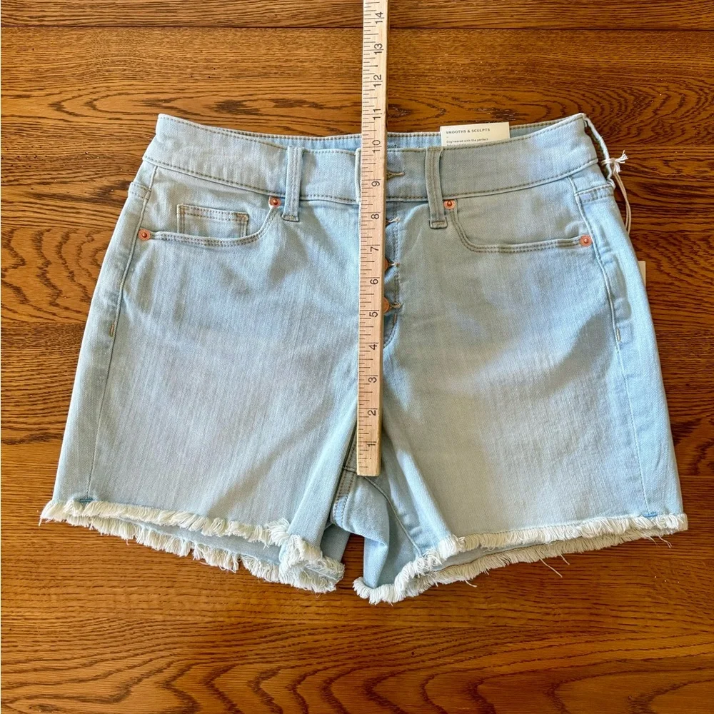 Light Wash High-Rise MIDI Jean Shorts 6/28 Button Fly by Universal Thread NEW